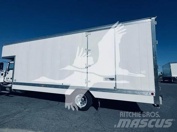 Mack MD6 Skříňová nástavba