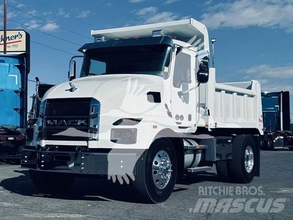 Mack MD6 Sklápěče