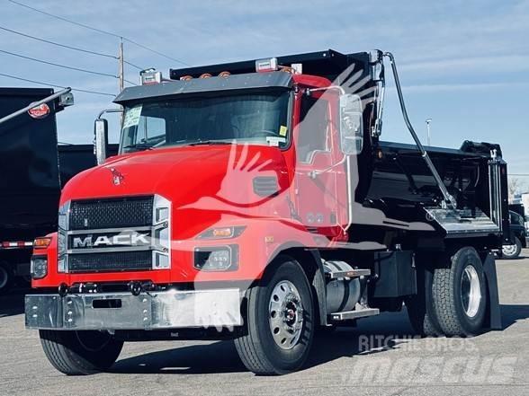 Mack MD6 Sklápěče