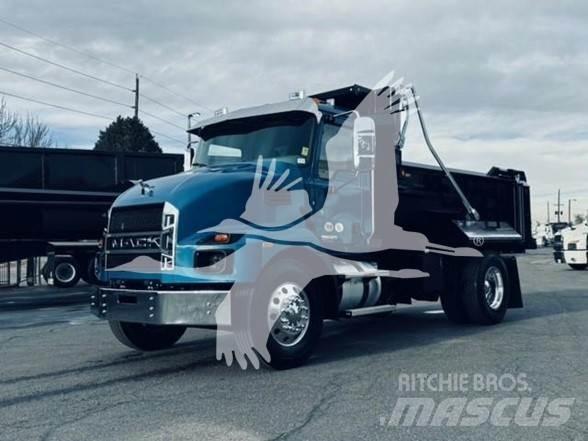 Mack MD6 Sklápěče