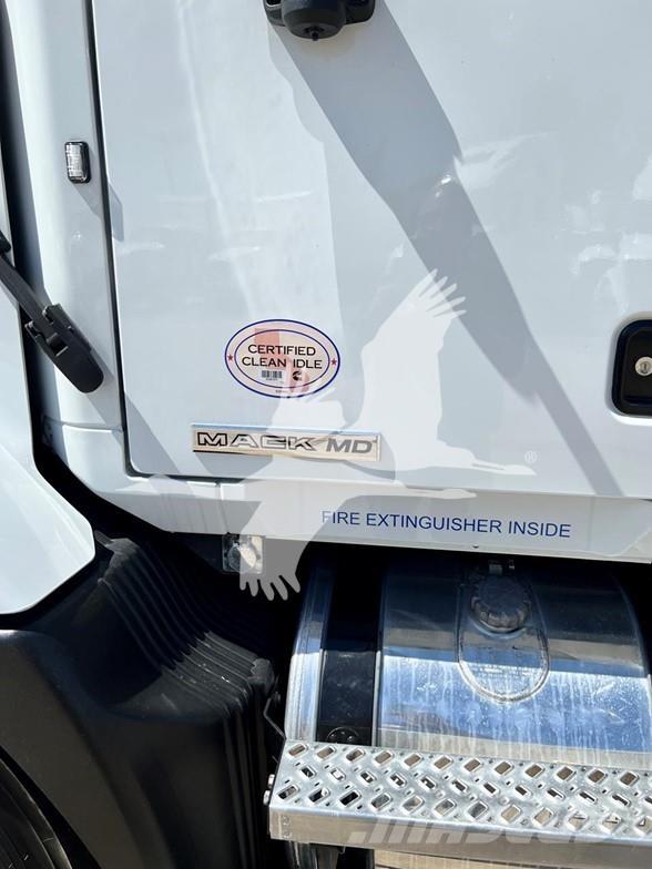 Mack MD6 Valníky/Sklápěcí bočnice