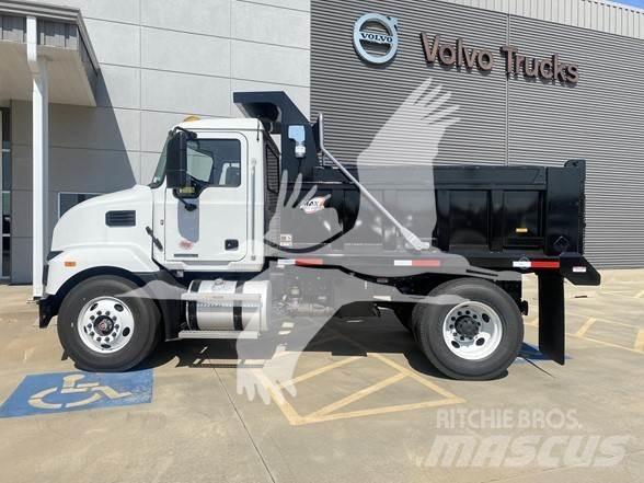Mack MD6 Sklápěče