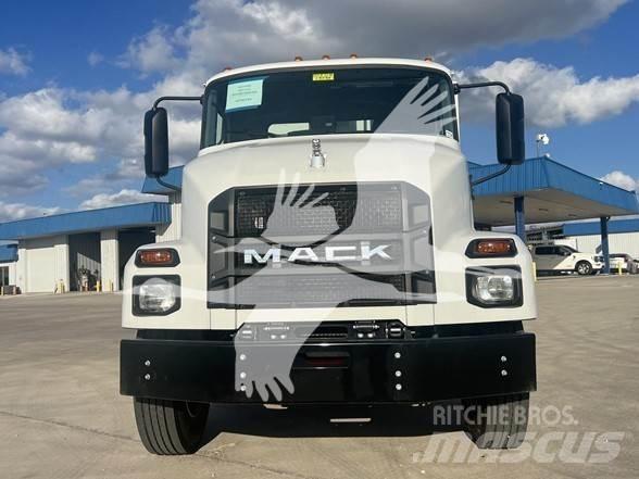Mack MD6 Popelářské vozy