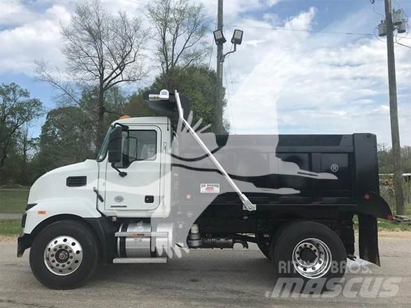Mack MD6 Sklápěče