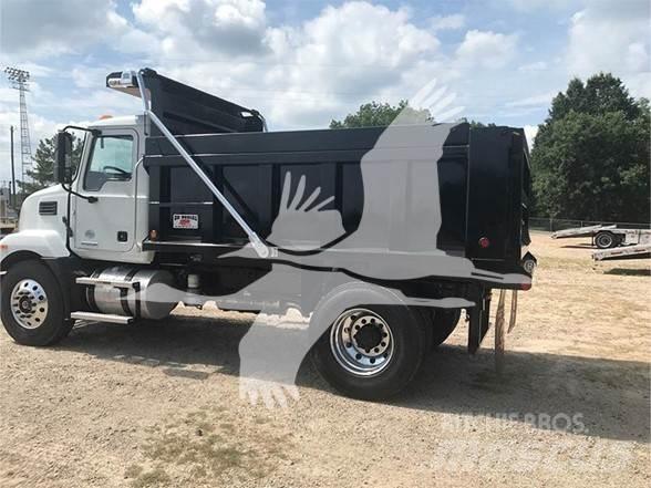 Mack MD6 Sklápěče