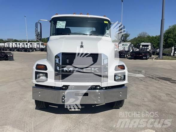 Mack MD6 Tahače