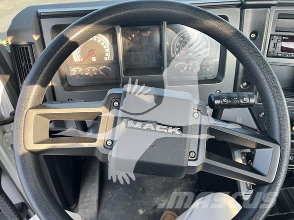 Mack MD6 Stavebnictví - ostatní