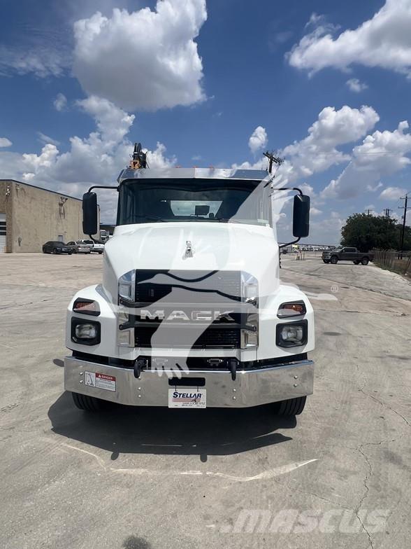 Mack MD6 Stavebnictví - ostatní