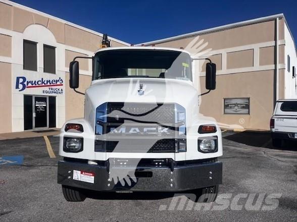 Mack MD6 Stavebnictví - ostatní