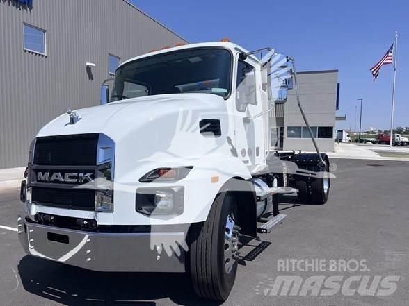 Mack MD7 Stavebnictví - ostatní