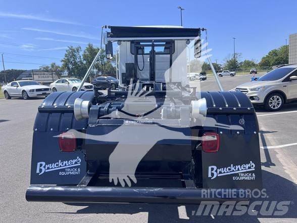 Mack MD7 Stavebnictví - ostatní