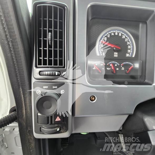 Mack MD7 Cisternové vozy