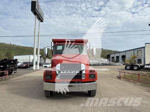 Mack MD7 Sklápěče