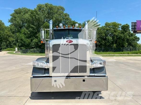 Peterbilt 389 Tahače