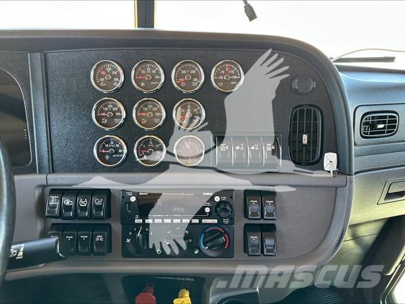 Peterbilt 389 Tahače