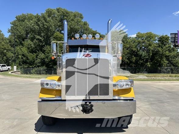 Peterbilt 389 Tahače