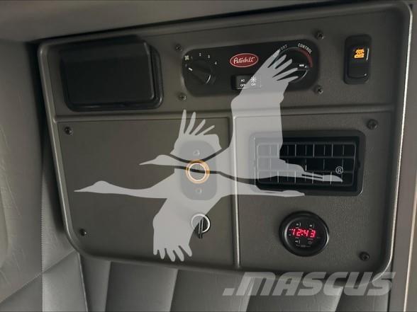 Peterbilt 389 Tahače