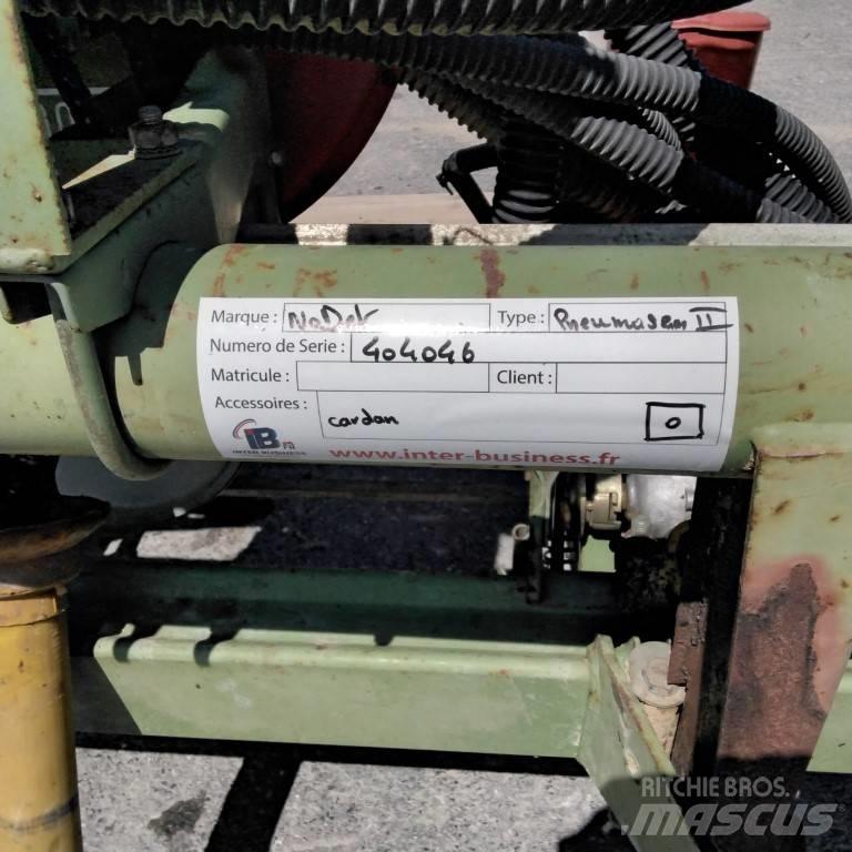 Nodet PNEUMASEM II Mechanické secí stroje