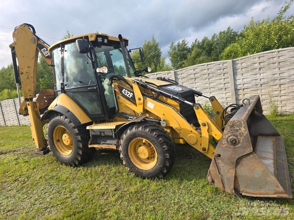 CAT 432 F Rýpadlo-nakladače