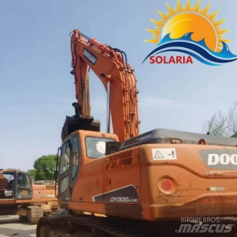 Doosan DX 300 Pásová rýpadla