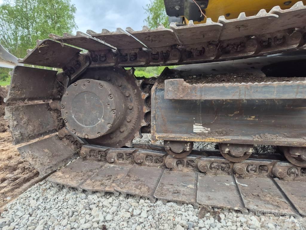 Komatsu PC138US-11E0 Pásová rýpadla