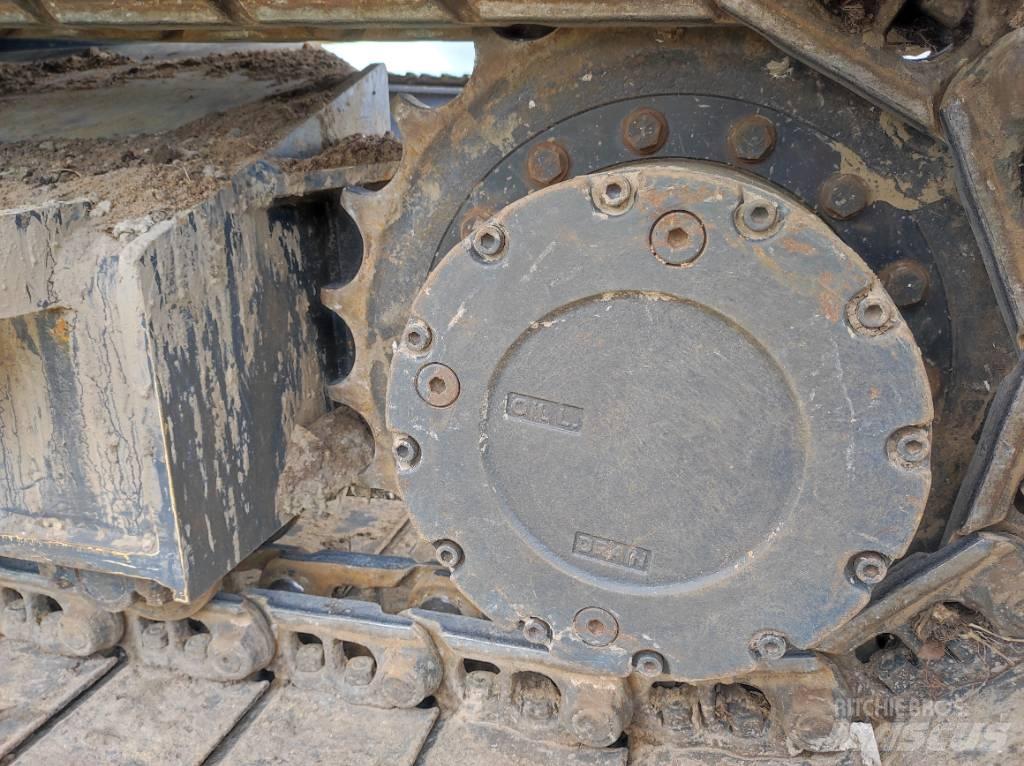 Komatsu PC138US-11E0 Pásová rýpadla