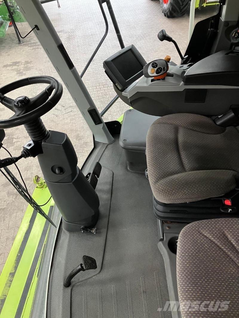 CLAAS Tucano 430 Sklízecí mlátičky