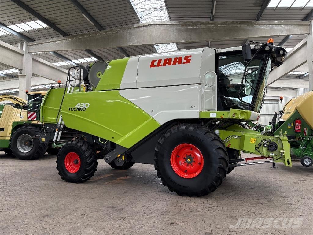 CLAAS Tucano 430 Sklízecí mlátičky