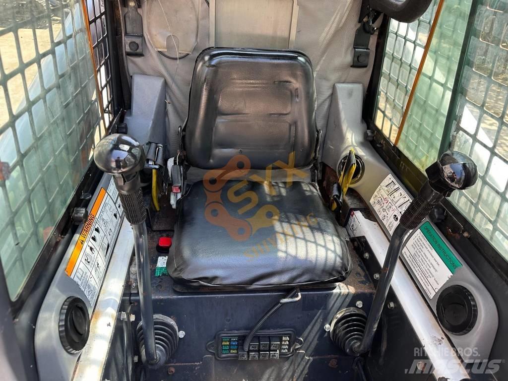 Bobcat 864 Smykem řízené nakladače