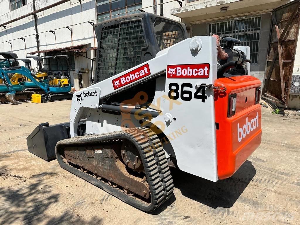 Bobcat 864 Smykem řízené nakladače