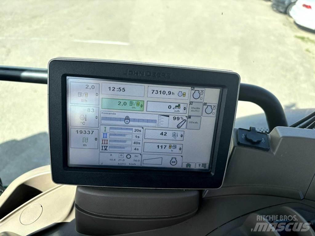 John Deere 6150R Traktory