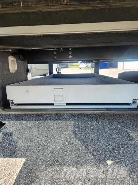 Tiffin Pheaton 40QDH Obytné vozy a karavany