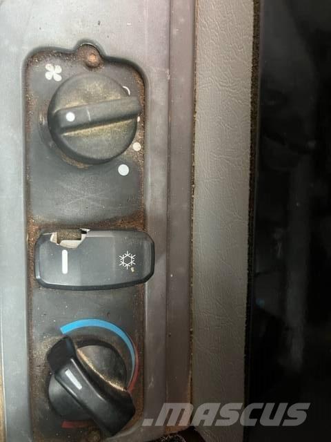 CAT 308 E 2 CR Midi rýpadla 7t - 12t