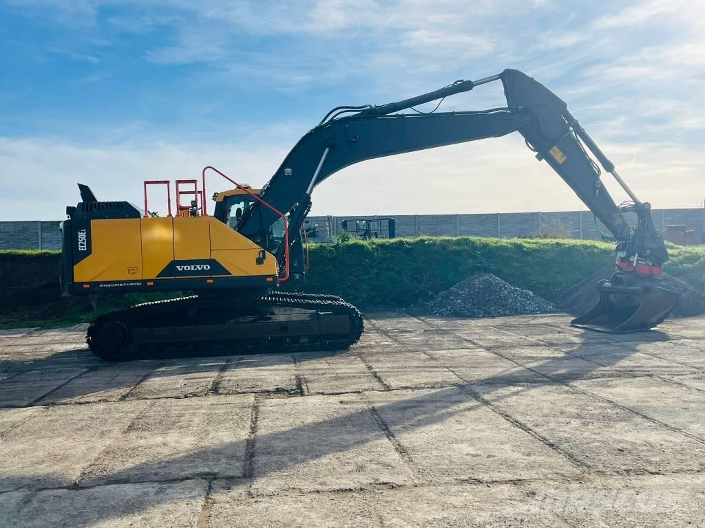 Volvo EC 250 EL Pásová rýpadla