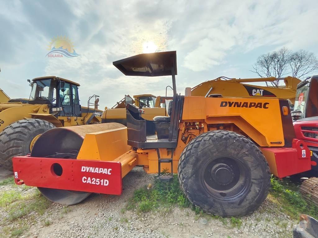Dynapac CA 25 D Tahačové válce