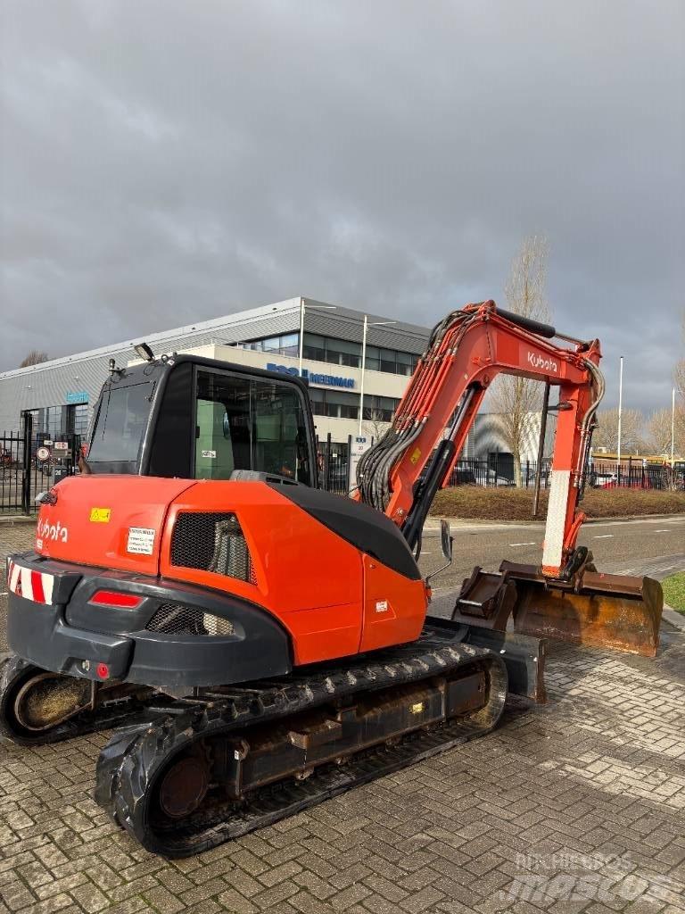 Kubota KX080-4a Midi rýpadla 7t - 12t