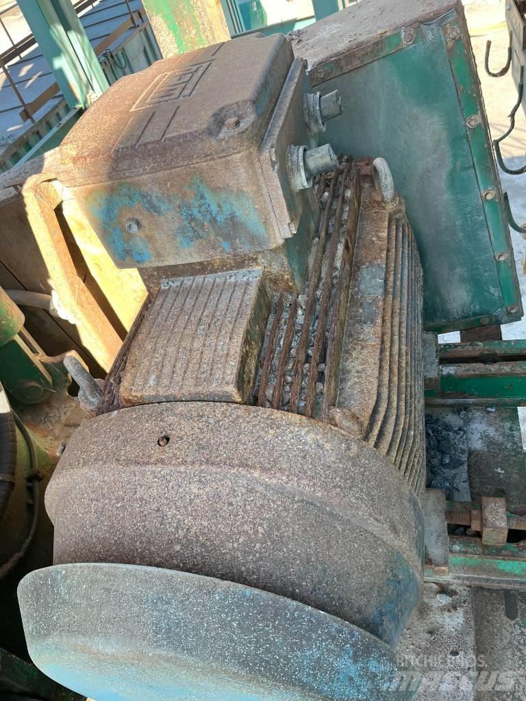 Metso HP 4 Drtící zařízení