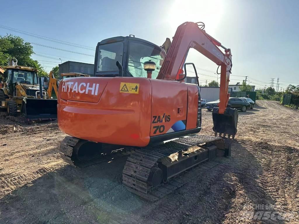 Hitachi ZX 70 Midi rýpadla 7t - 12t