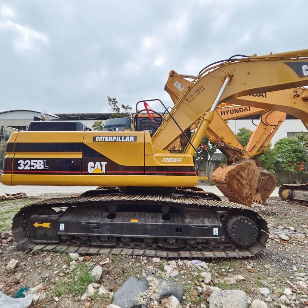 CAT 325 B L Pásová rýpadla