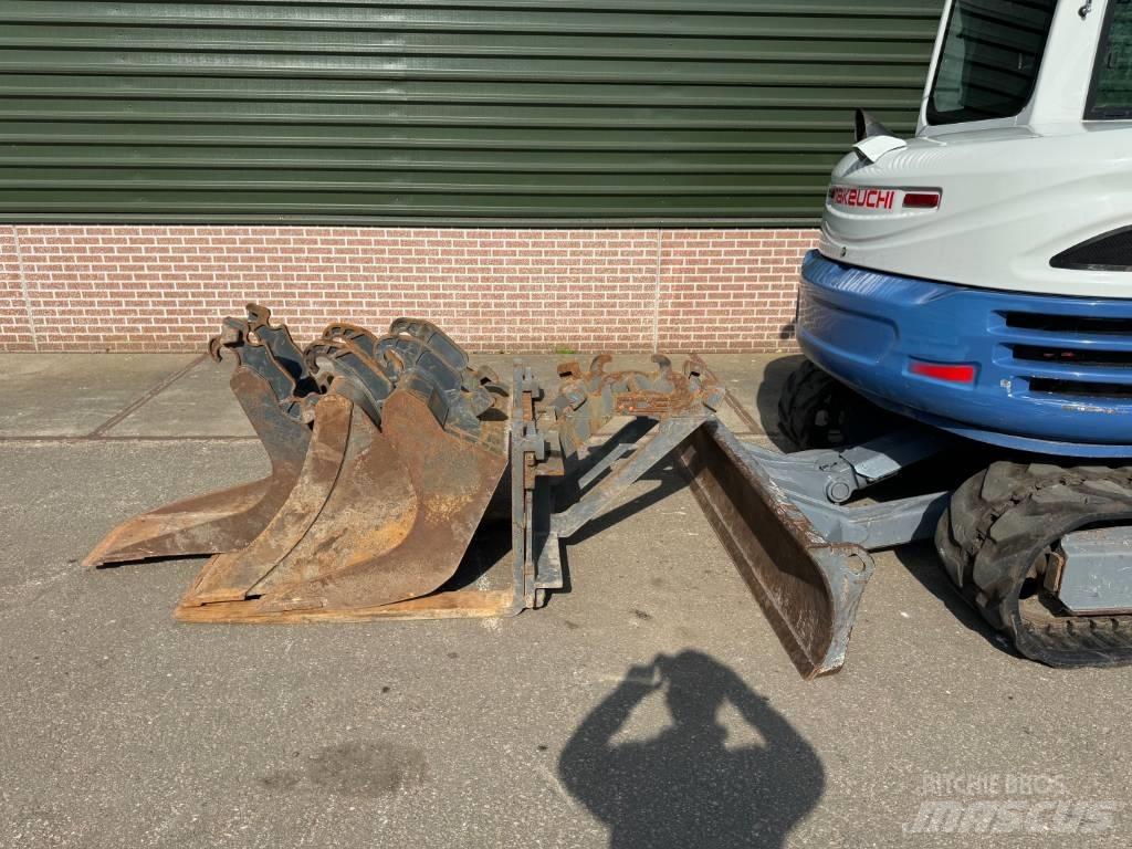 Takeuchi TB 290 Midi rýpadla 7t - 12t
