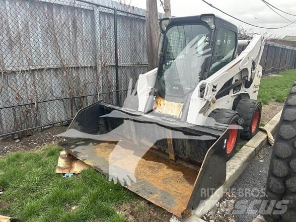 Bobcat S750 Smykem řízené nakladače