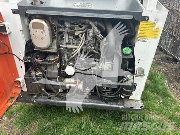 Bobcat S750 Smykem řízené nakladače