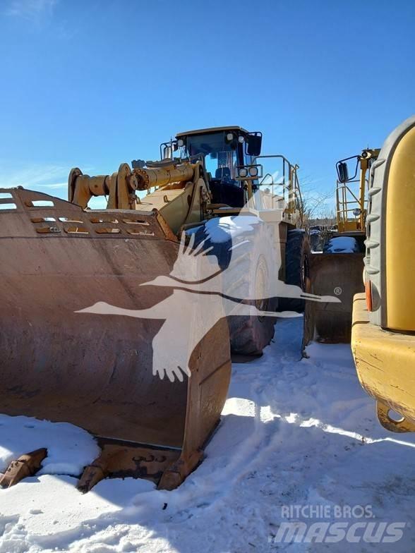 CAT 988H Kolové nakladače