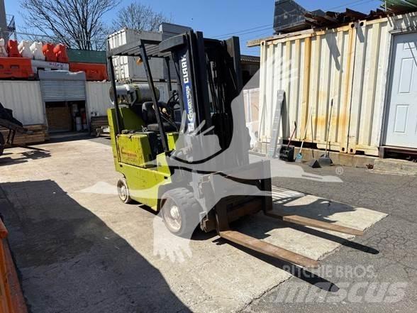 Clark C500S80 Dieselové vozíky