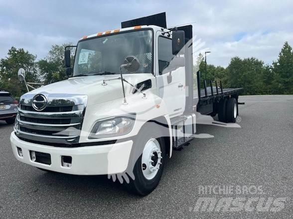 Hino 338 Valníky/Sklápěcí bočnice