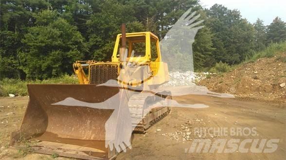 John Deere 855 Pásové nakladače