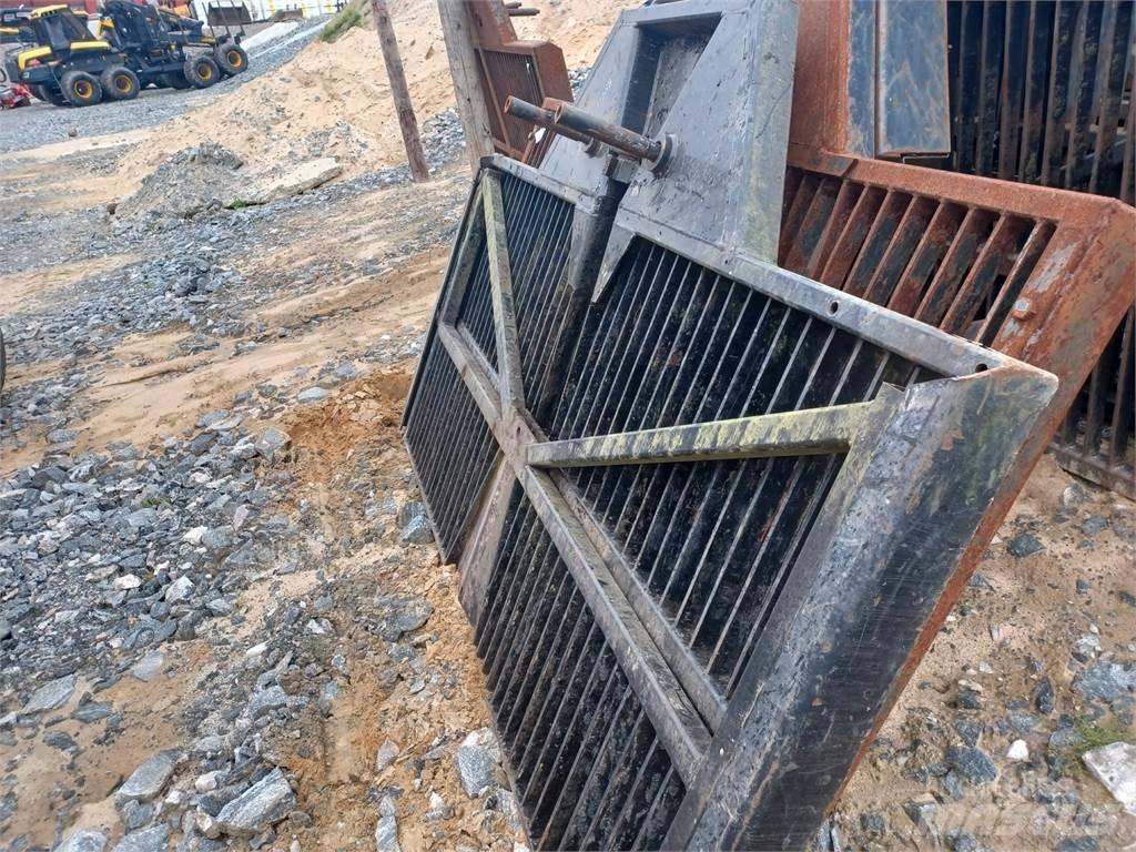 Komatsu 855.1 Další komponenty