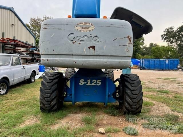 Genie S 125 Teleskopické plošiny
