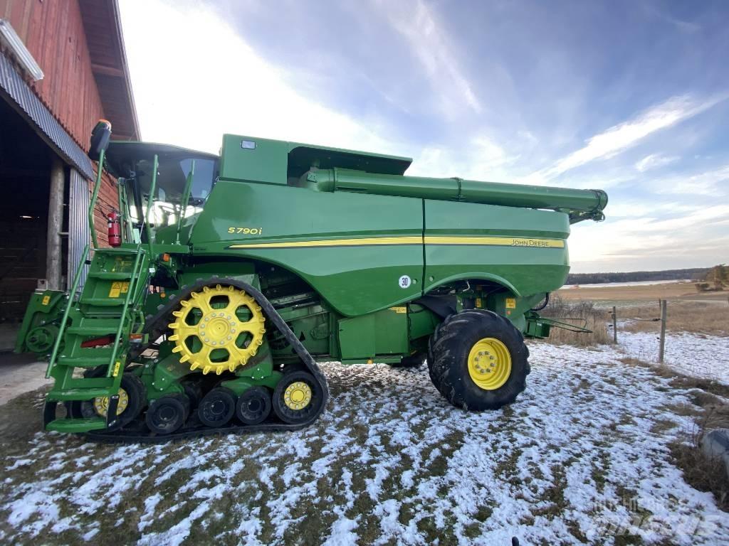 John Deere S790i Sklízecí mlátičky