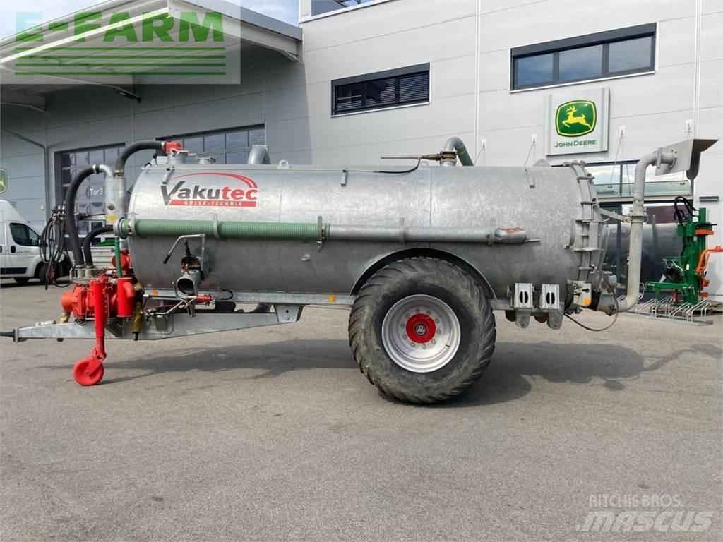  VA-T 8300 Rozmetadla chlévské mrvy